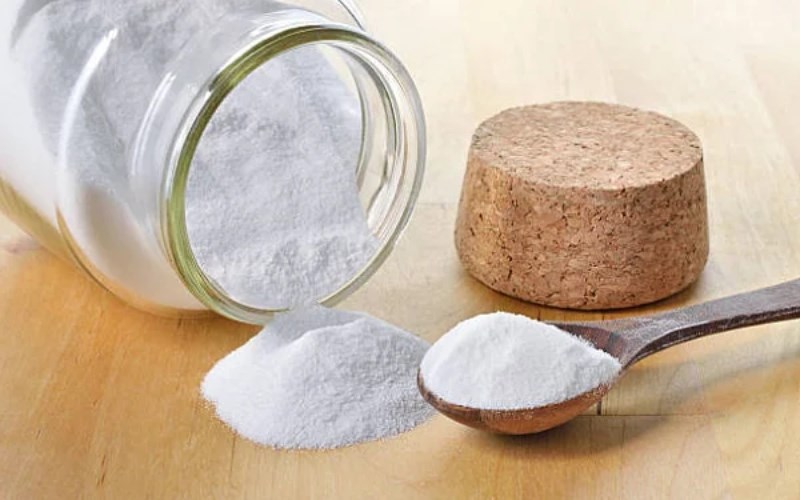 Dùng baking soda làm sạch vỉ nướng than