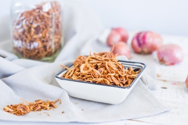 Bảo quản hành tím đã phi thơm