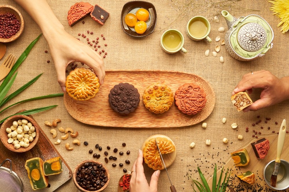 Với các nguyên liệu nhân bánh khiến bánh trung thu dễ bị hư hỏng