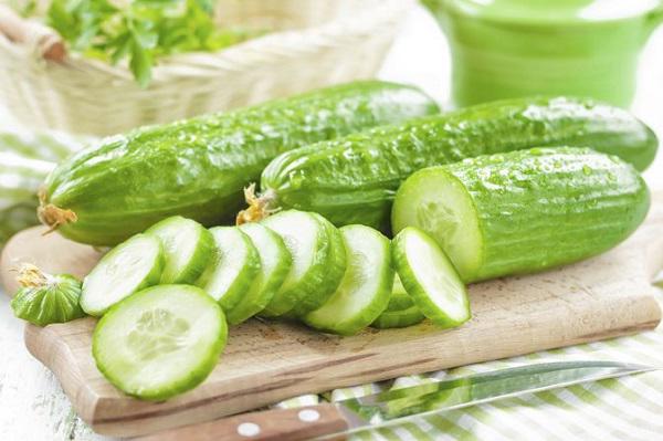 Cách tỉa bông hoa dưa beo đẹp chuẩn nhà hàng của đầu bếp Nhật