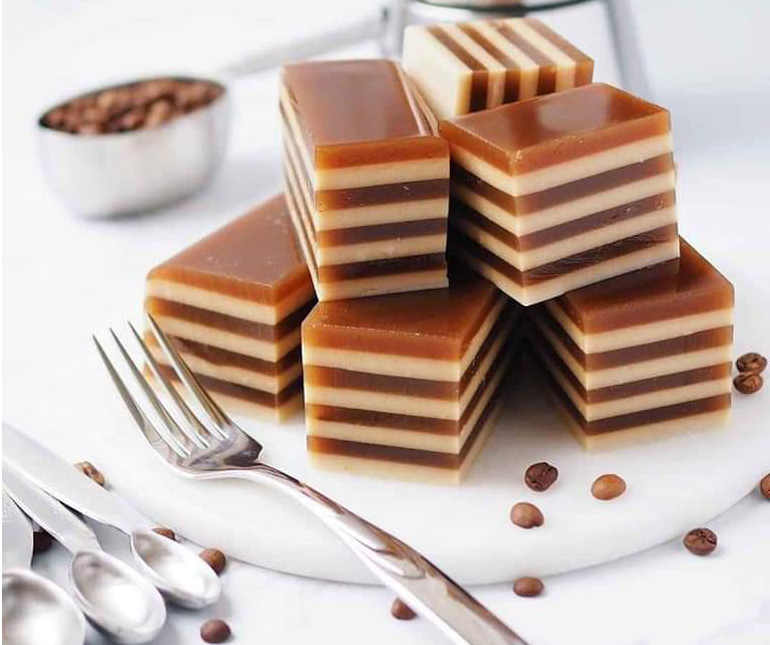 Thành phẩm món đông sương rau câu cafe thơm ngon từ bột rau câu Vũ Minh SoviAgar