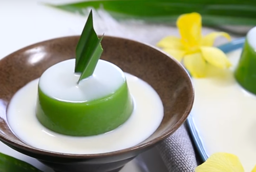 Thạch rau câu đậu nành lá dứa được nhiều người yêu thích