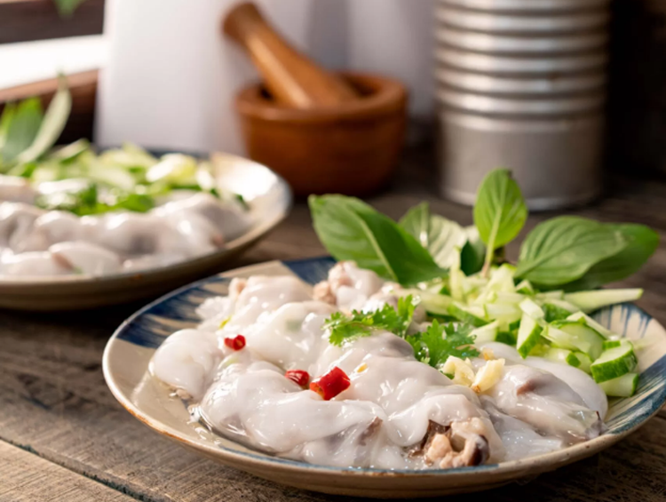 Thành phẩm món bánh cuốn keto thơm ngon, hấp dẫn làm từ bột rau câu Vũ Minh SoviAgar