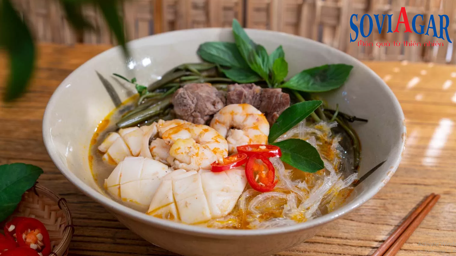 Thành phẩm món miến hải sản kiểu thái từ rau câu sợi Vũ Minh SoviAgar thơm ngon khó cưỡng