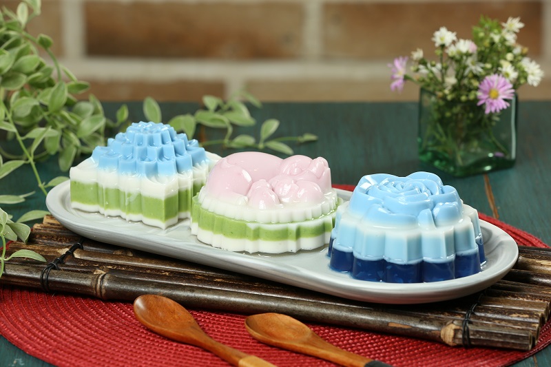 Thành phẩm bánh trung thu rau câu nhân flan hấp dẫn