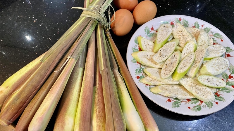  củ niễng cần được xào chín ăn mới an toàn.